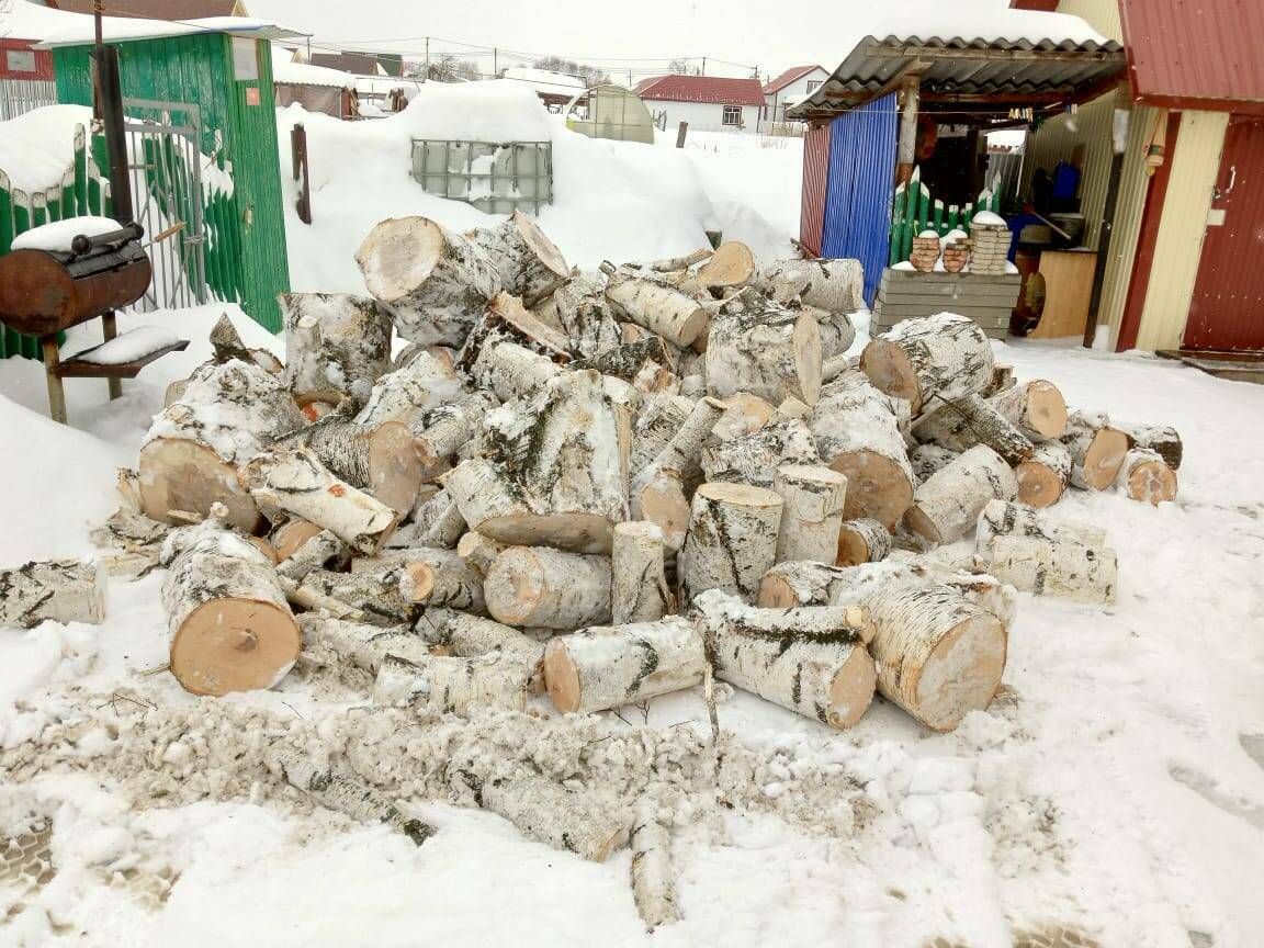 В Актанышском районе продолжается обеспечение дровами семей участников СВО