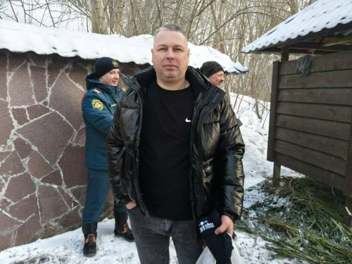 Ветеран СВО Артур Терешин окунулся в крещенскую купель в Заинске7