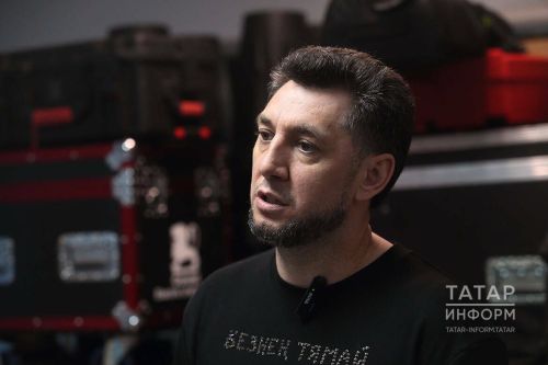 Фирдус Тямаев рассказал историю песни, написанной во время поездки в зону спецоперации